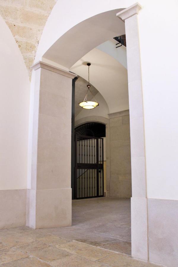 Dimora De Brado Bed and Breakfast Trani Exterior foto
