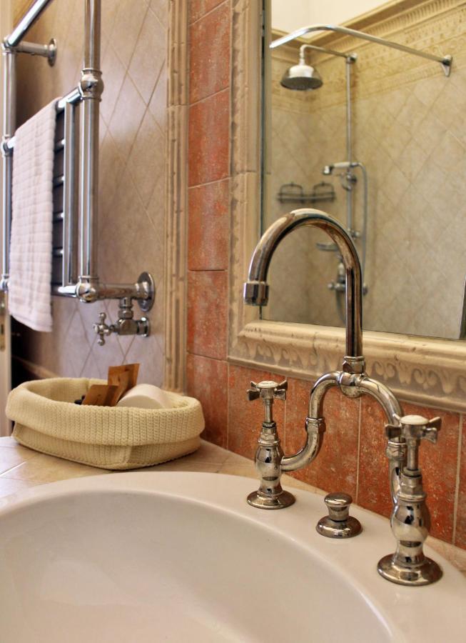 Dimora De Brado Bed and Breakfast Trani Exterior foto