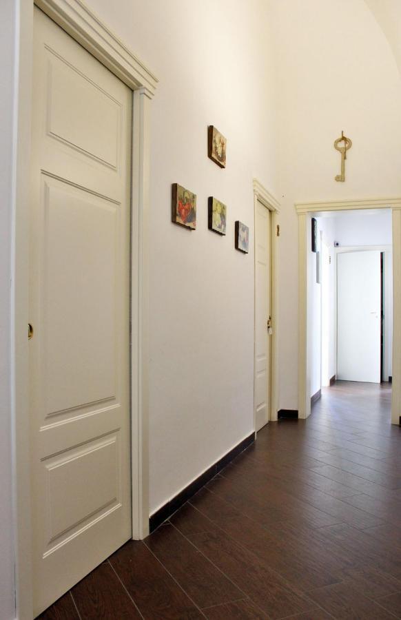 Dimora De Brado Bed and Breakfast Trani Exterior foto